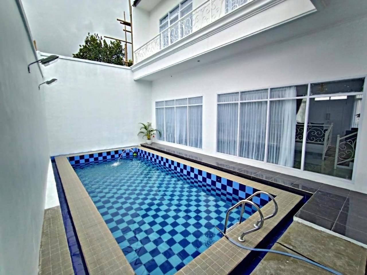 Villa Tiara 2 Cikundul Kültér fotó